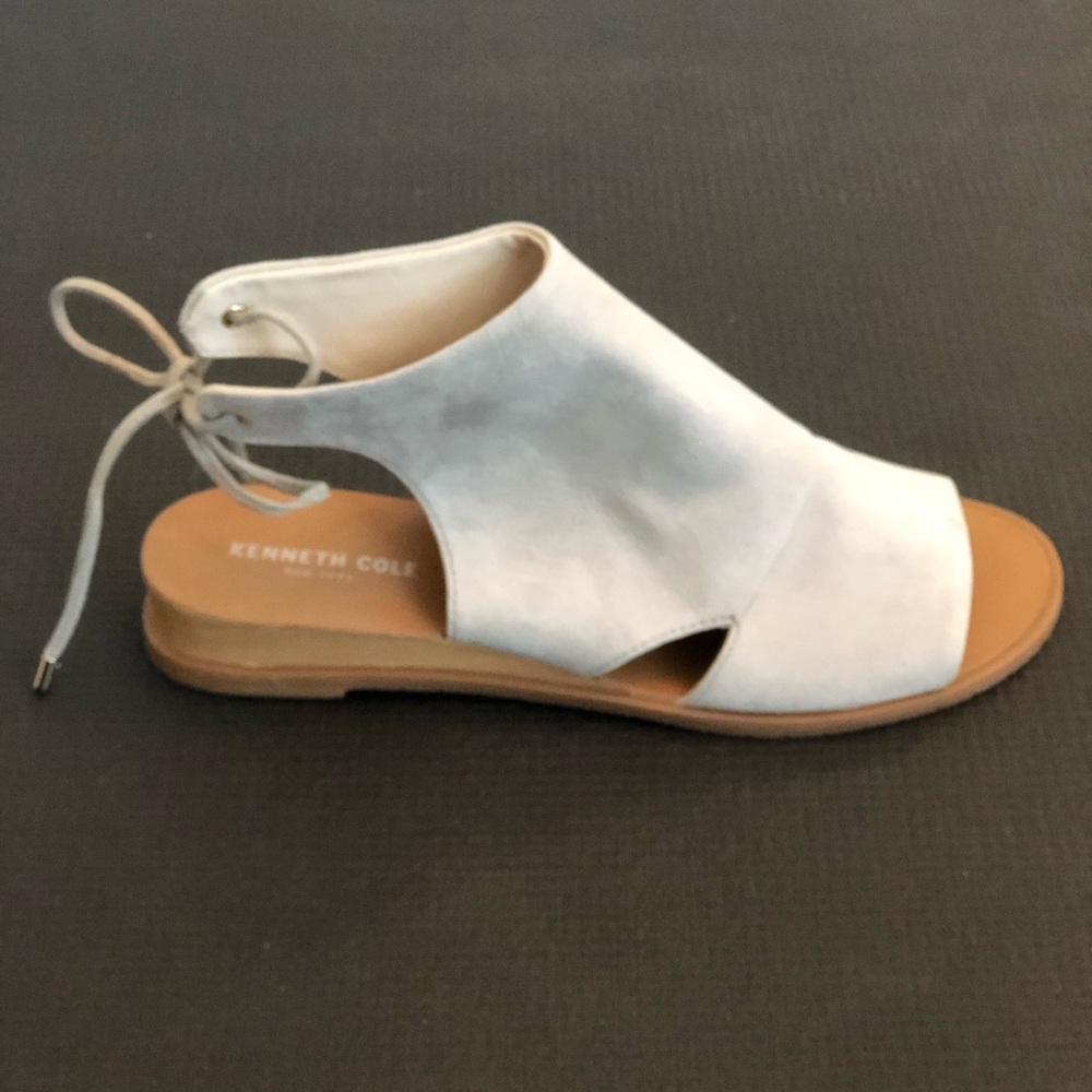 Kenneth Cole leather/suede sandals never worn